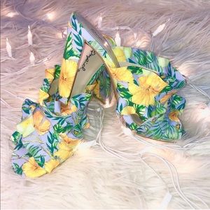 Size 6 open toed heeled mules